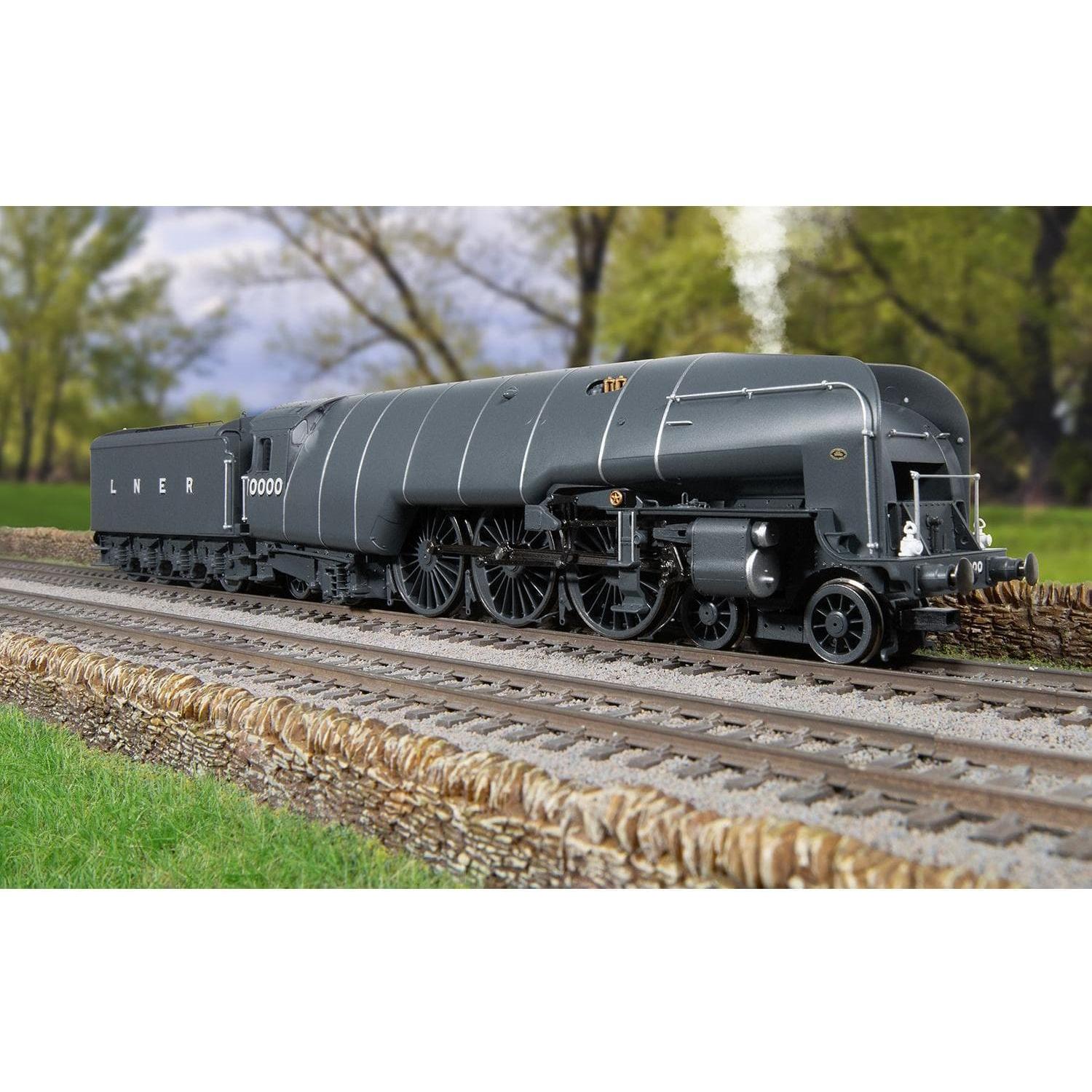 HORNBY OO LNER, W1 Class, 4-6-4, 10000 'Hush Hush' With Steam Generator - Era 3