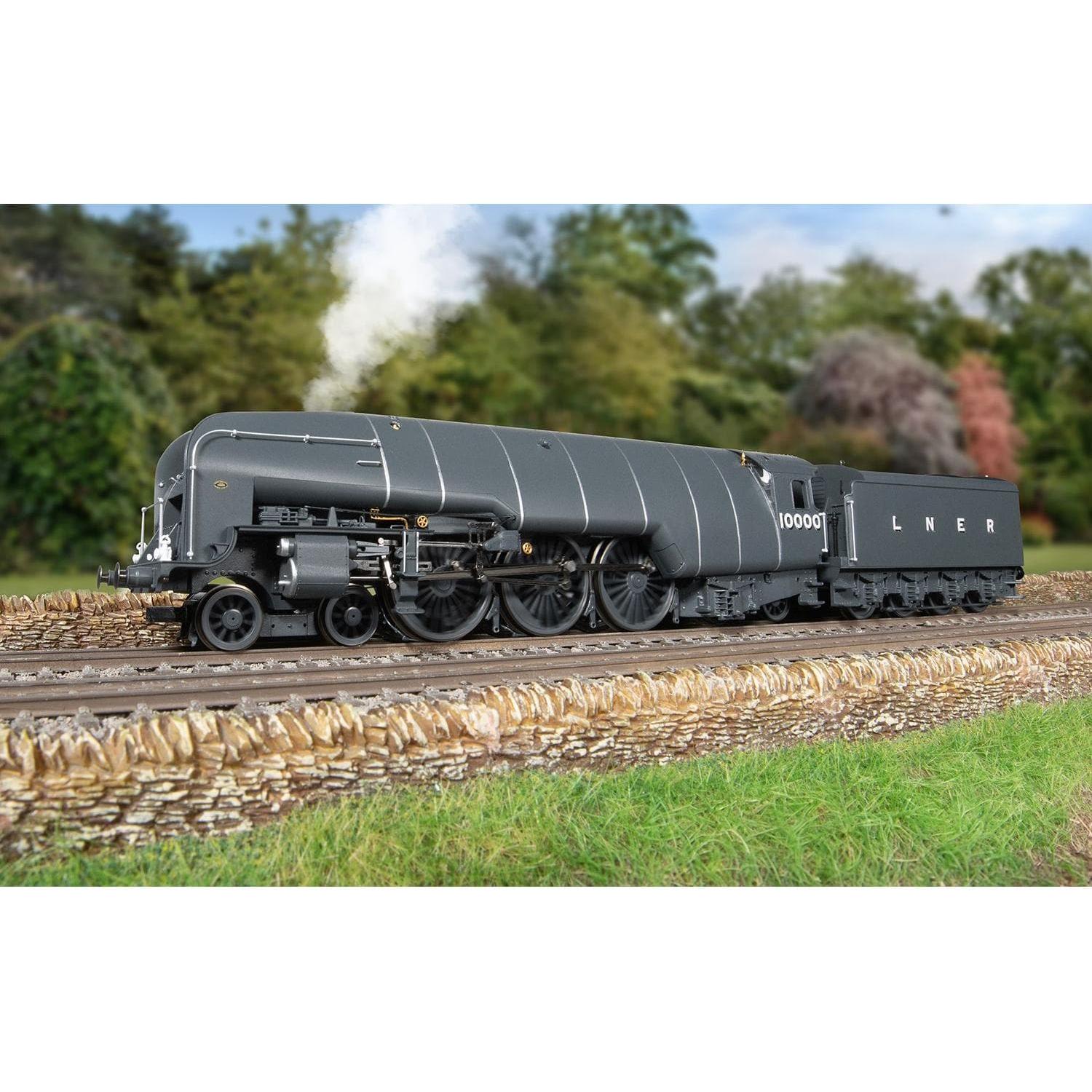 HORNBY OO LNER, W1 Class, 4-6-4, 10000 'Hush Hush' With Steam Generator - Era 3