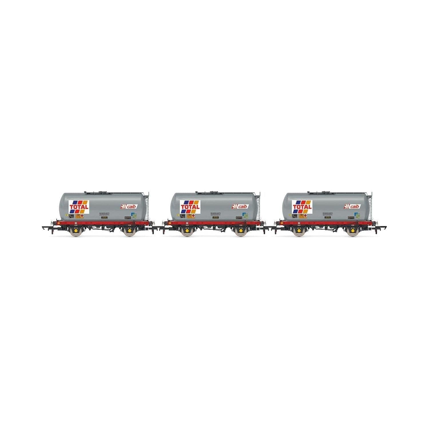 HORNBY OO TOTAL, TTA TANK WAGON TRIPLE PACK - ERA 7