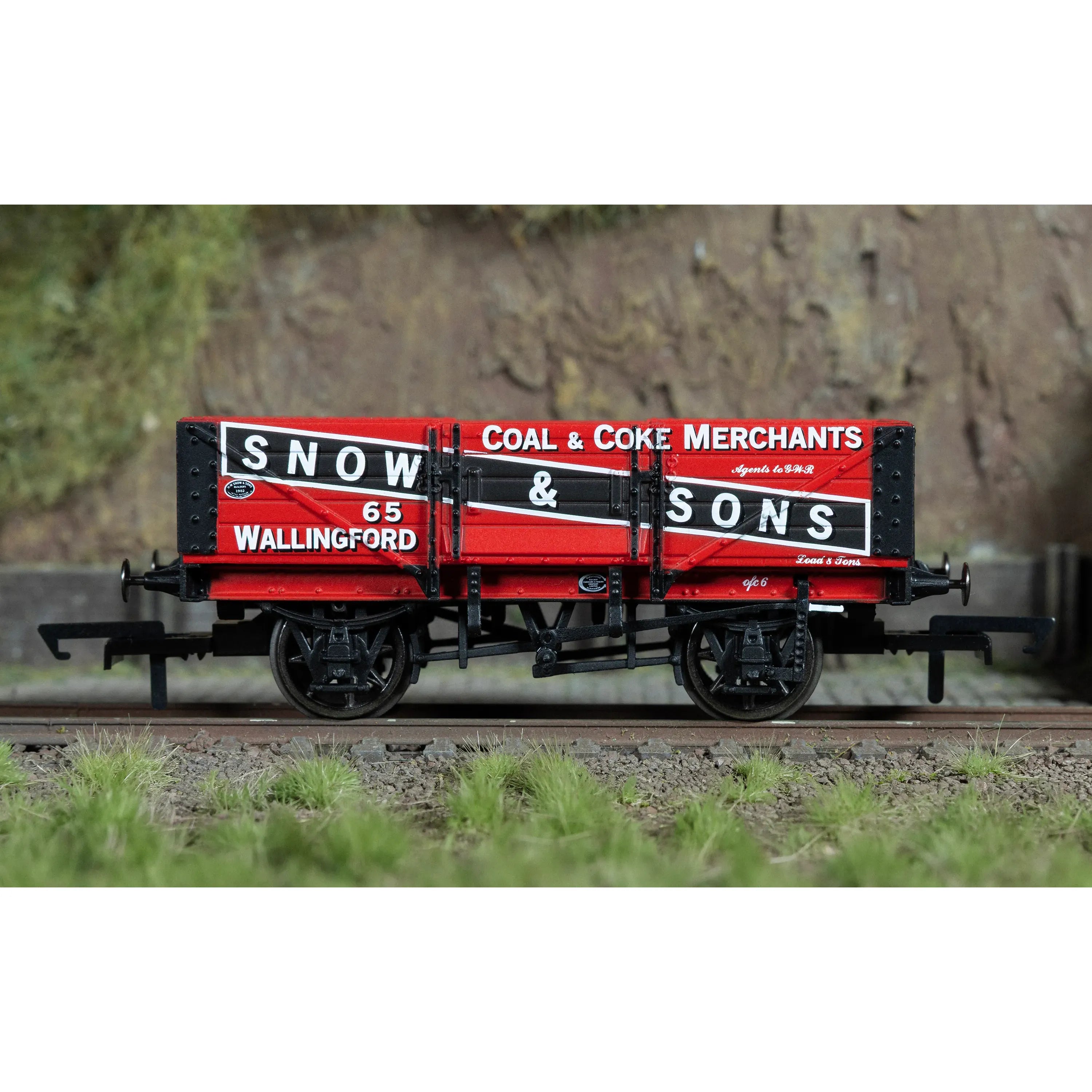 HORNBY OO Snow & Sons - 5 Plank Wagon - No. 65