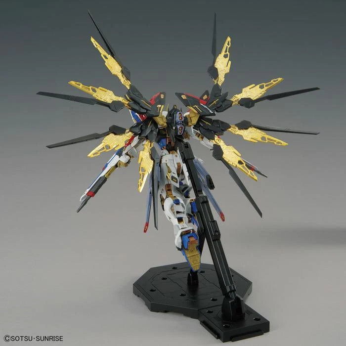 BANDAI 1/100 MGEX Strike Freedom Gundam