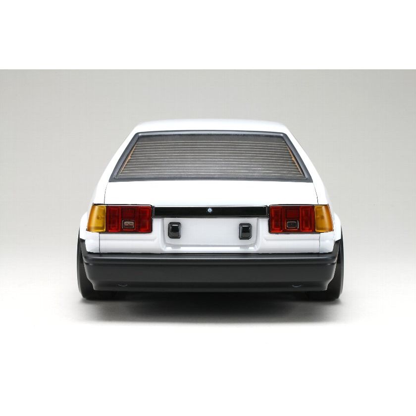 YOKOMO TOYOTA Corolla Levin (AE86) 2-Door Body Set