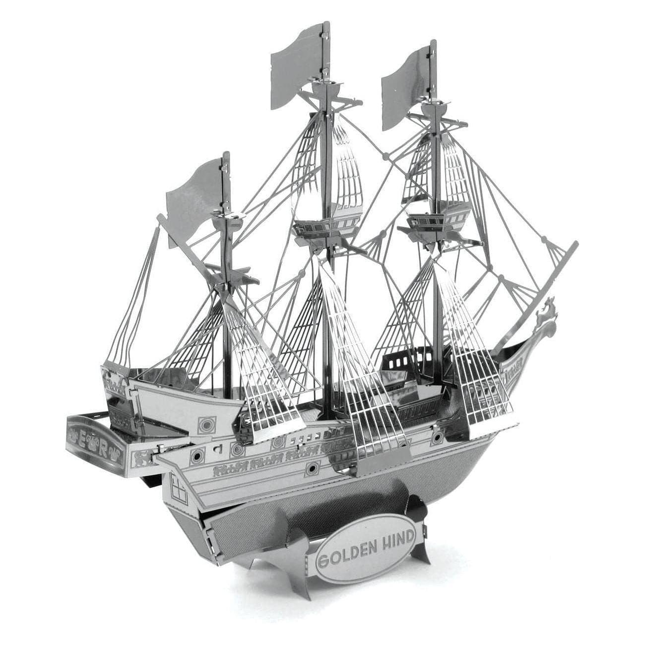 METAL EARTH Golden Hind
