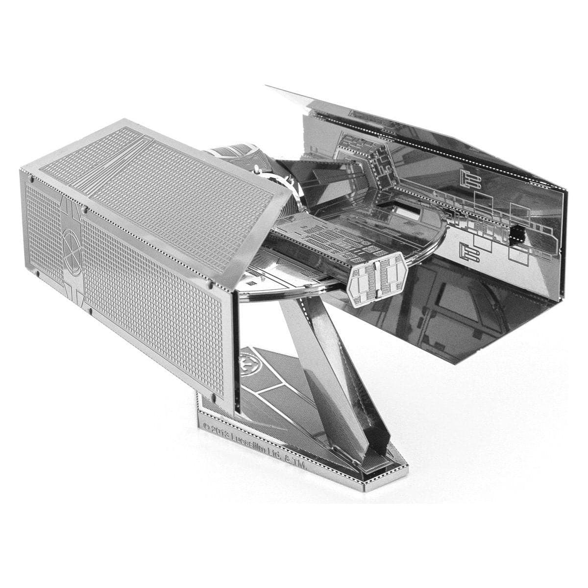 METAL EARTH Star Wars Darth Vader's TIE Fighter