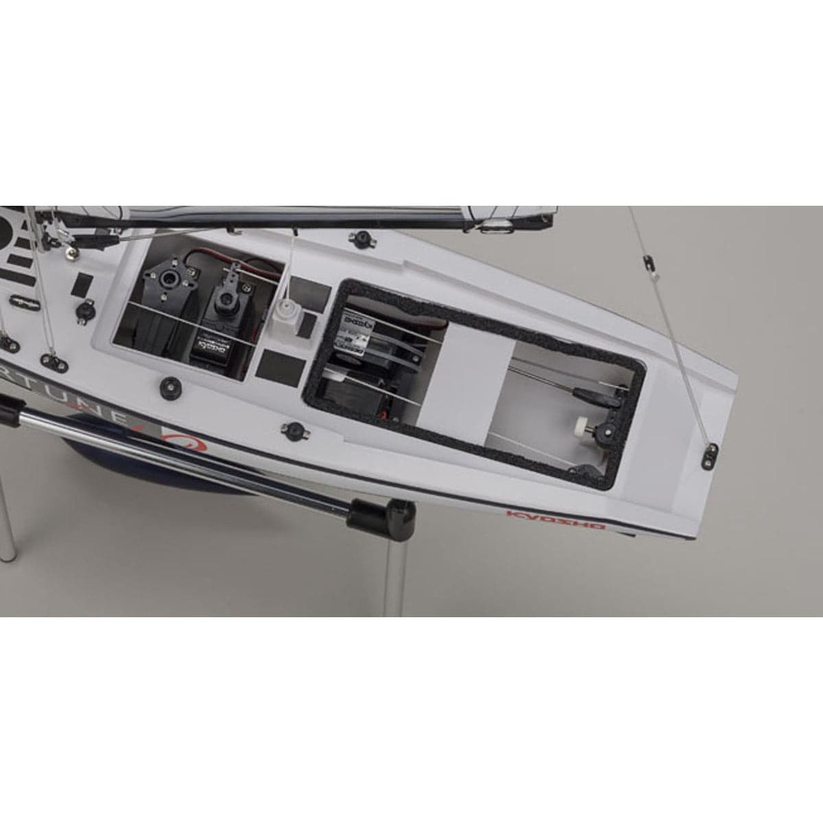 KYOSHO Yacht Fortune 612III 2.4GHz Readyset w/KT-431S