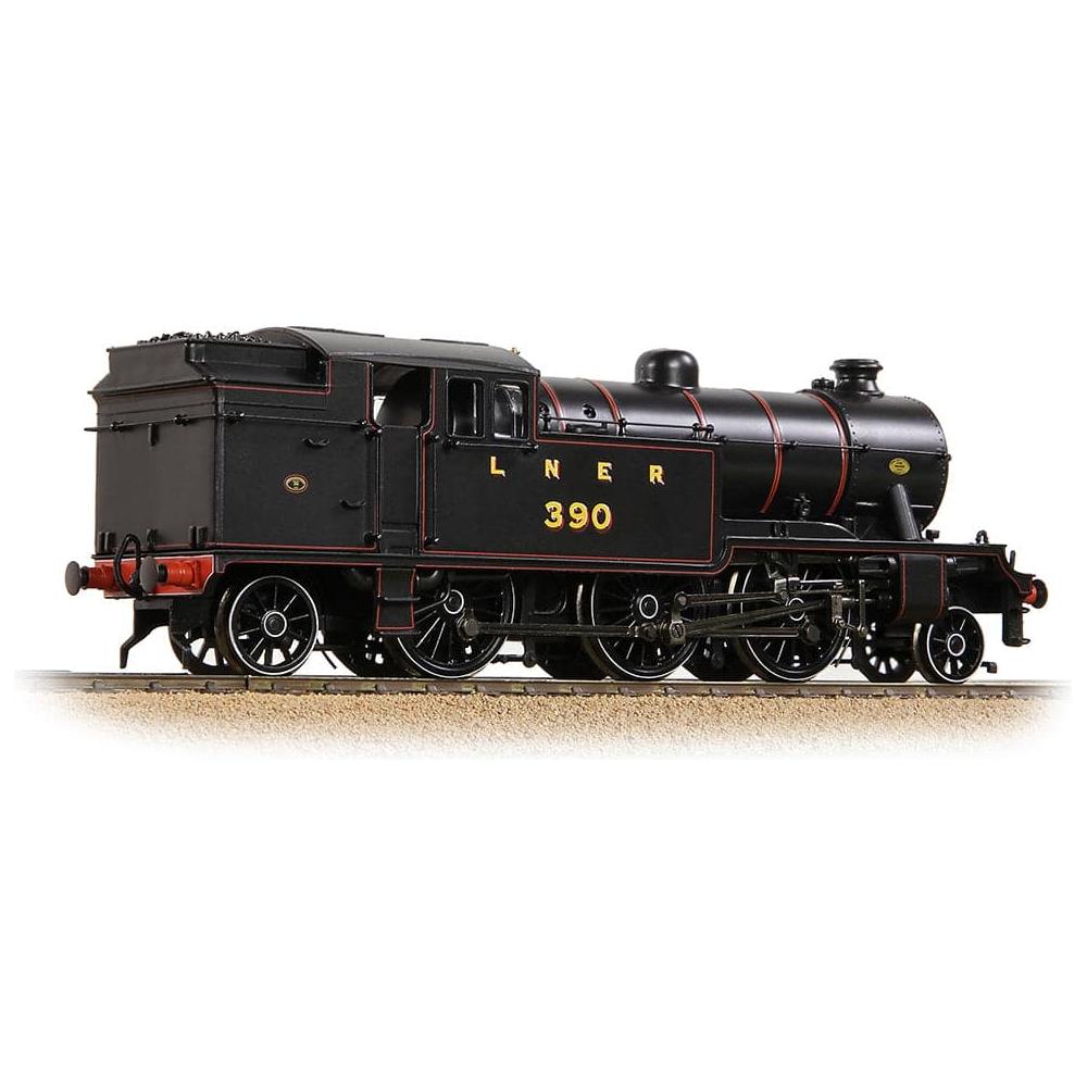 BRANCHLINE OO LNER V3 Tank 390 LNER Lined Black