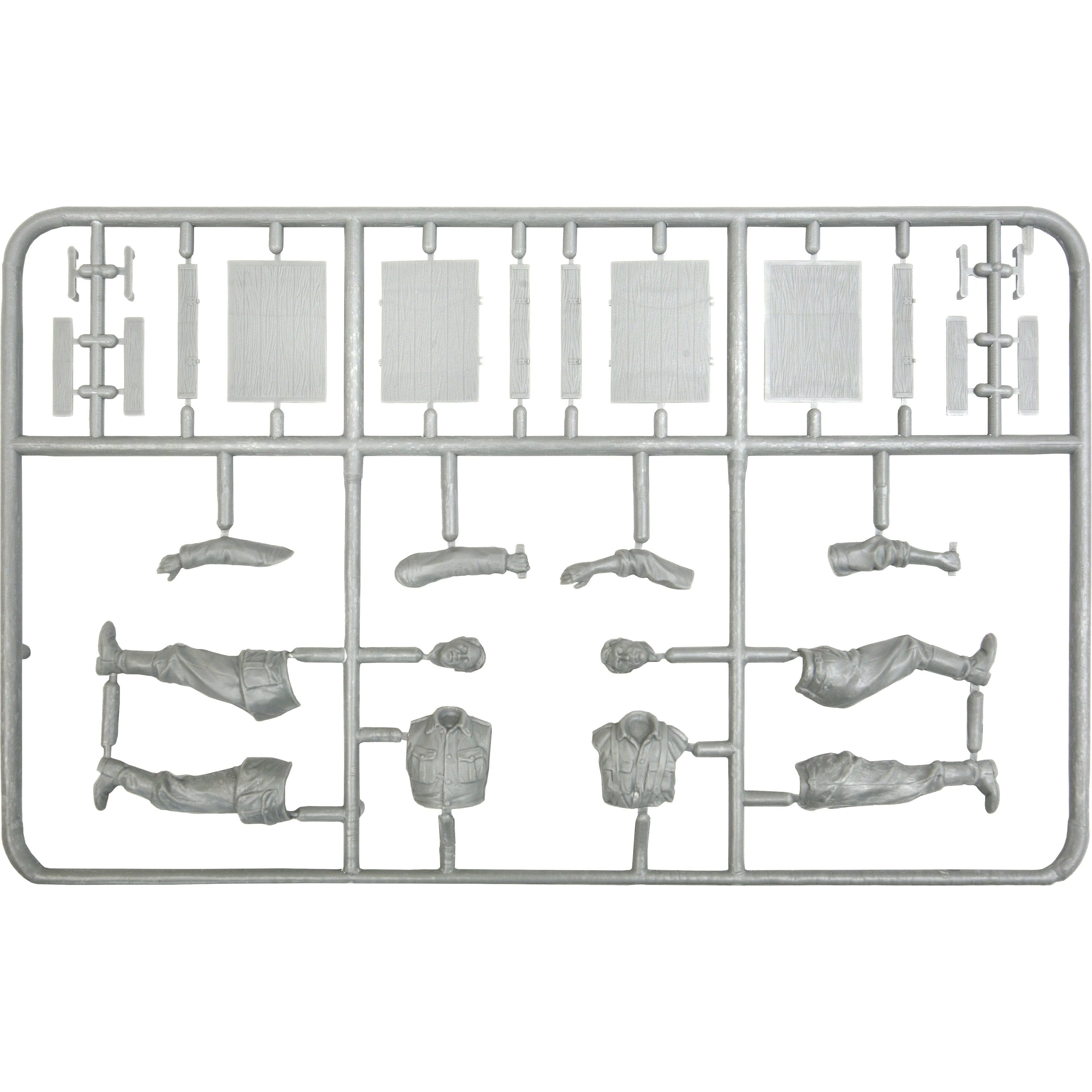MINIART 1/35 German Soldiers Carrying Ammo Boxes