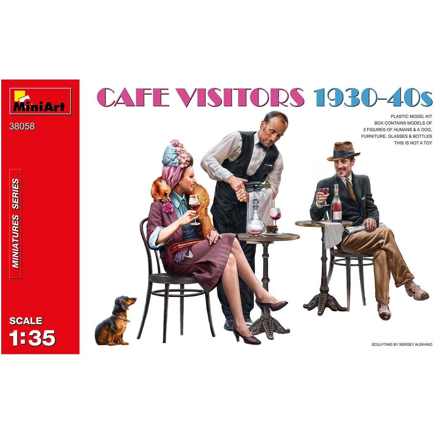 MINIART 1/35 Cafe Visitors 1930-40's