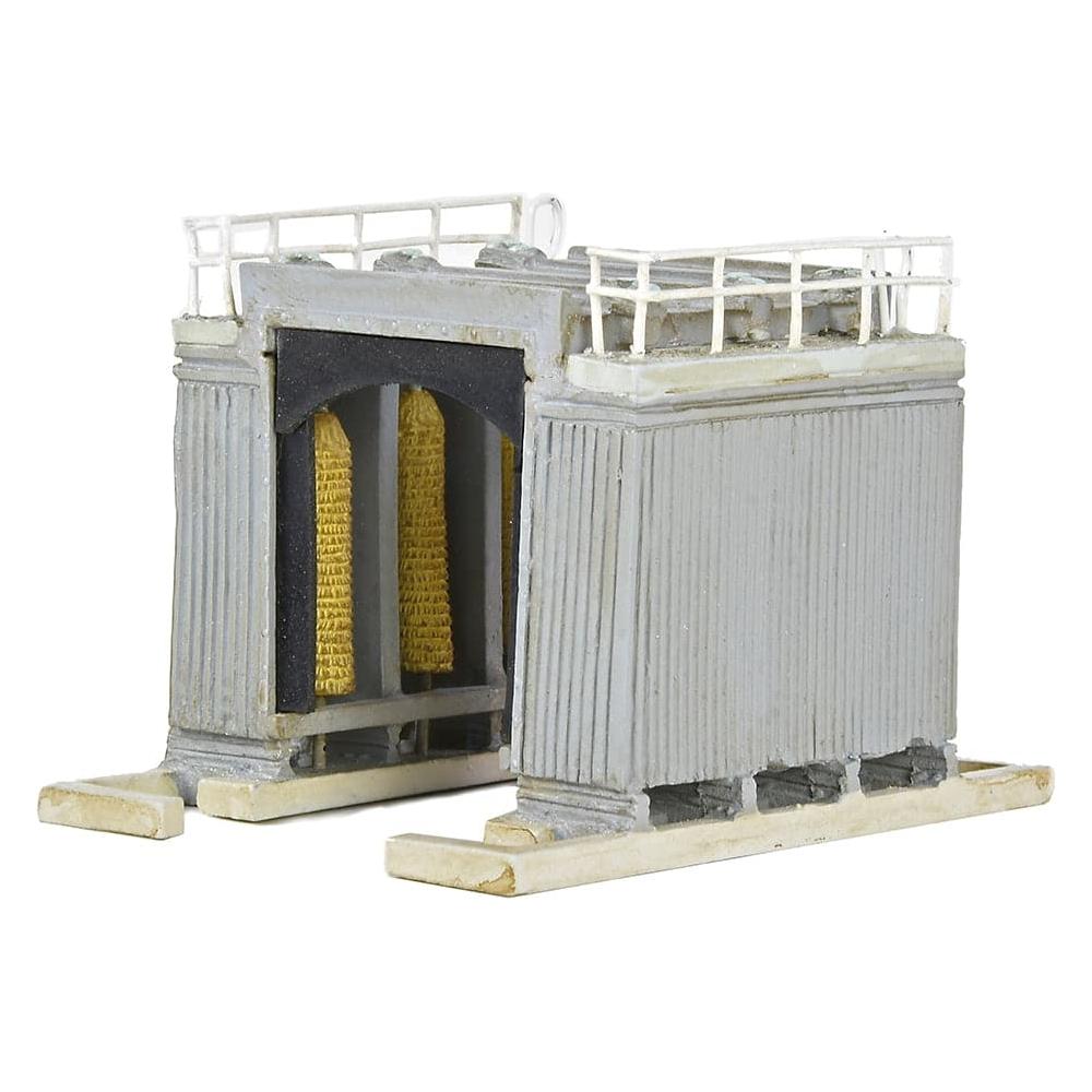 GRAHAM FARISH Scenecraft N Coach Washing Plant