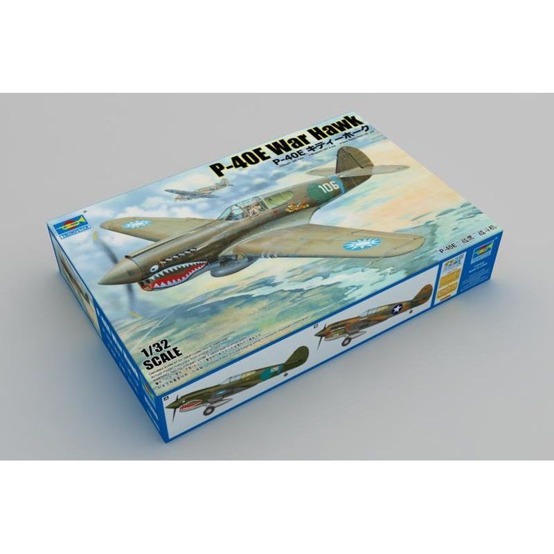 TRUMPETER 1/32 P-40E War Hawk