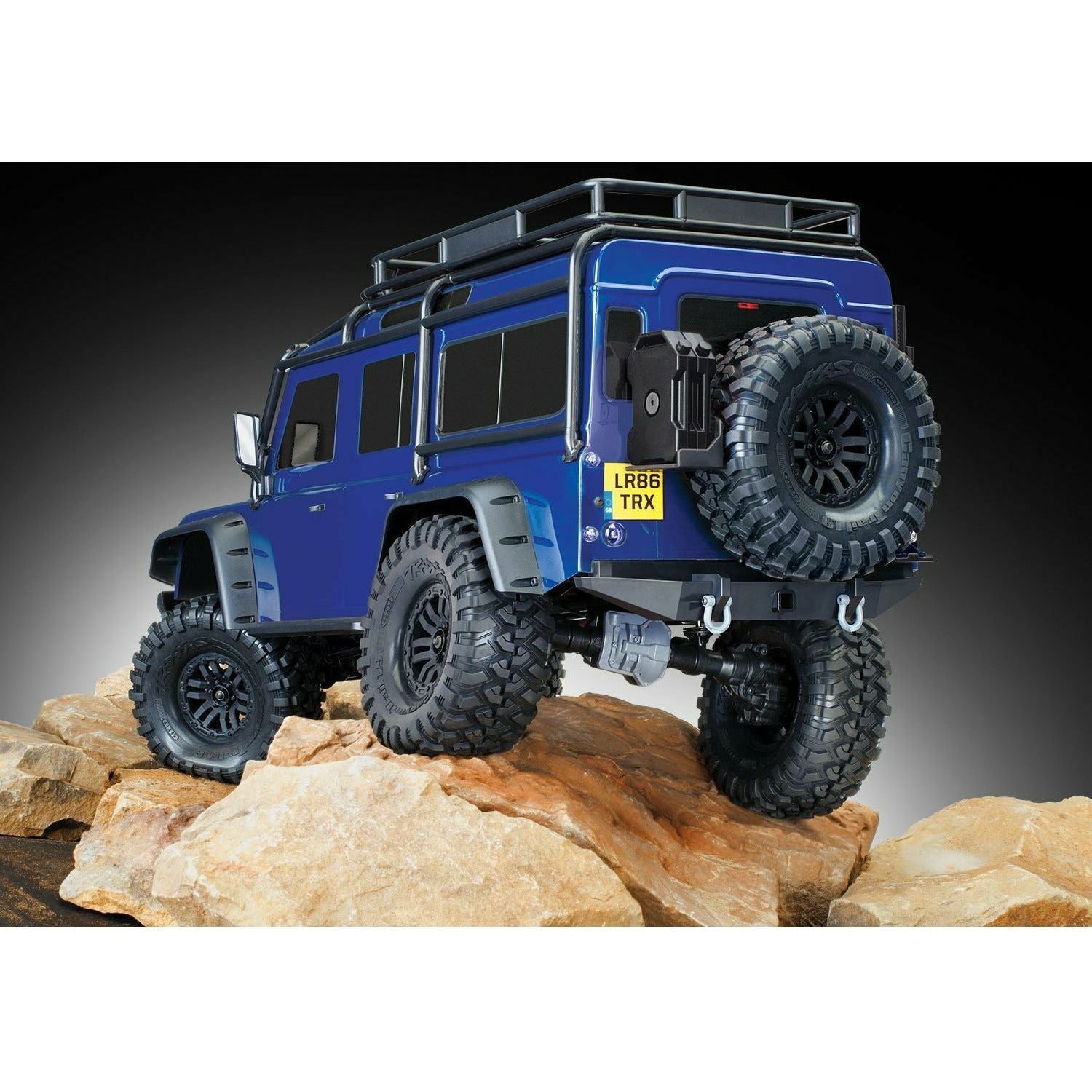 TRAXXAS 1/10 TRX-4 Scale & Trail Crawler Land Rover - Blue Brushed