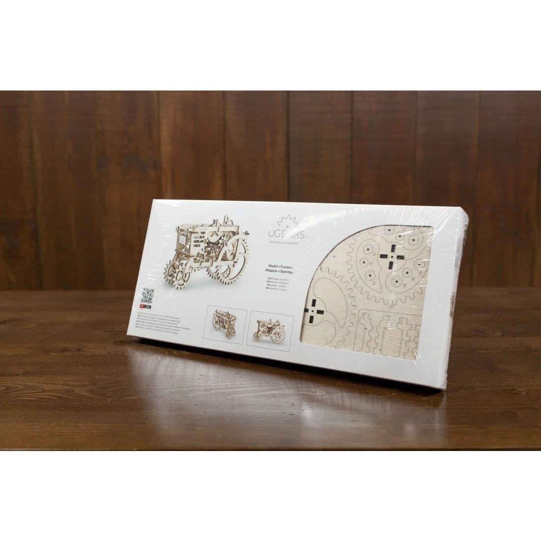 UGEARS Tractor