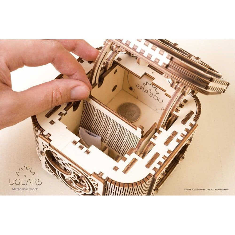 UGEARS Treasure Box