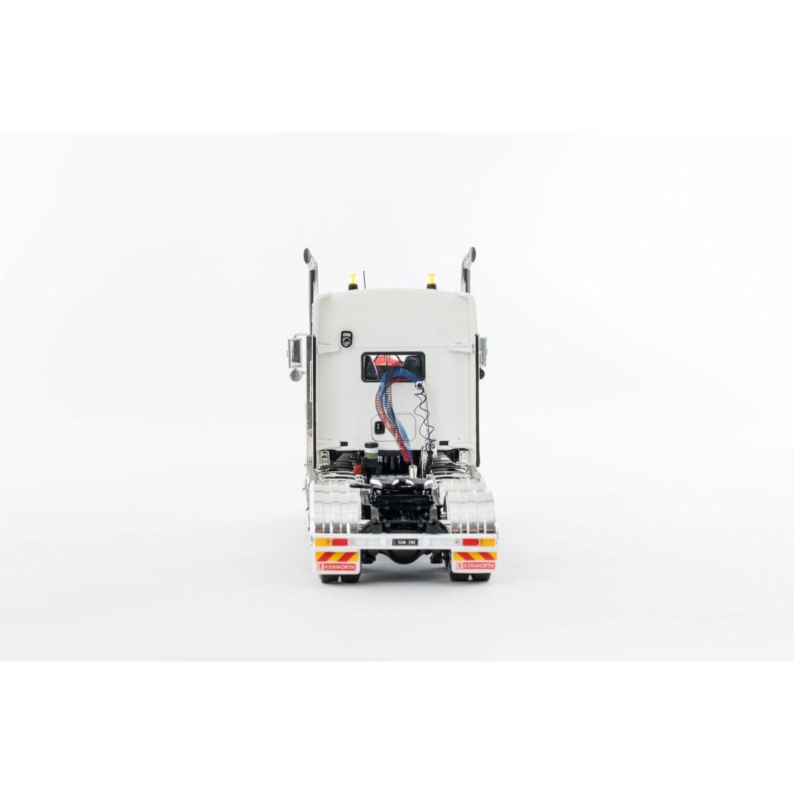 DRAKE 1/50 Kenworth C509 Sleeper White Black Chassis