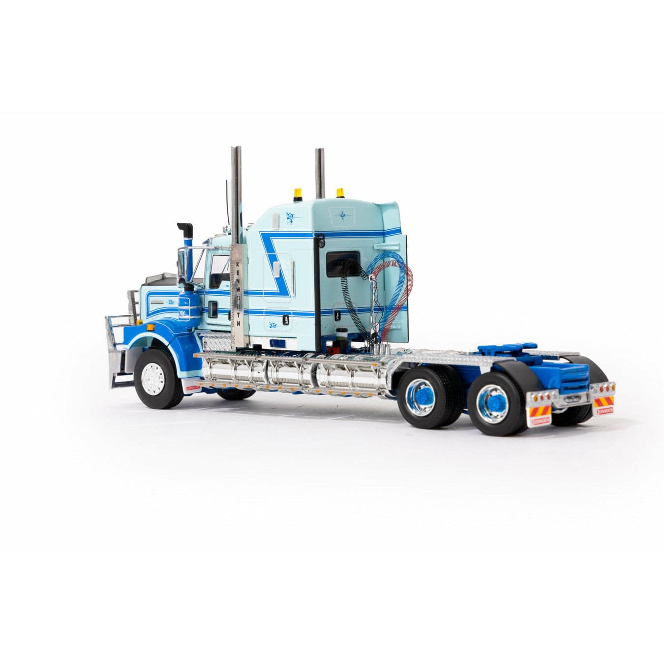 DRAKE 1/50 Kenworth C509 Sleeper Light Blue