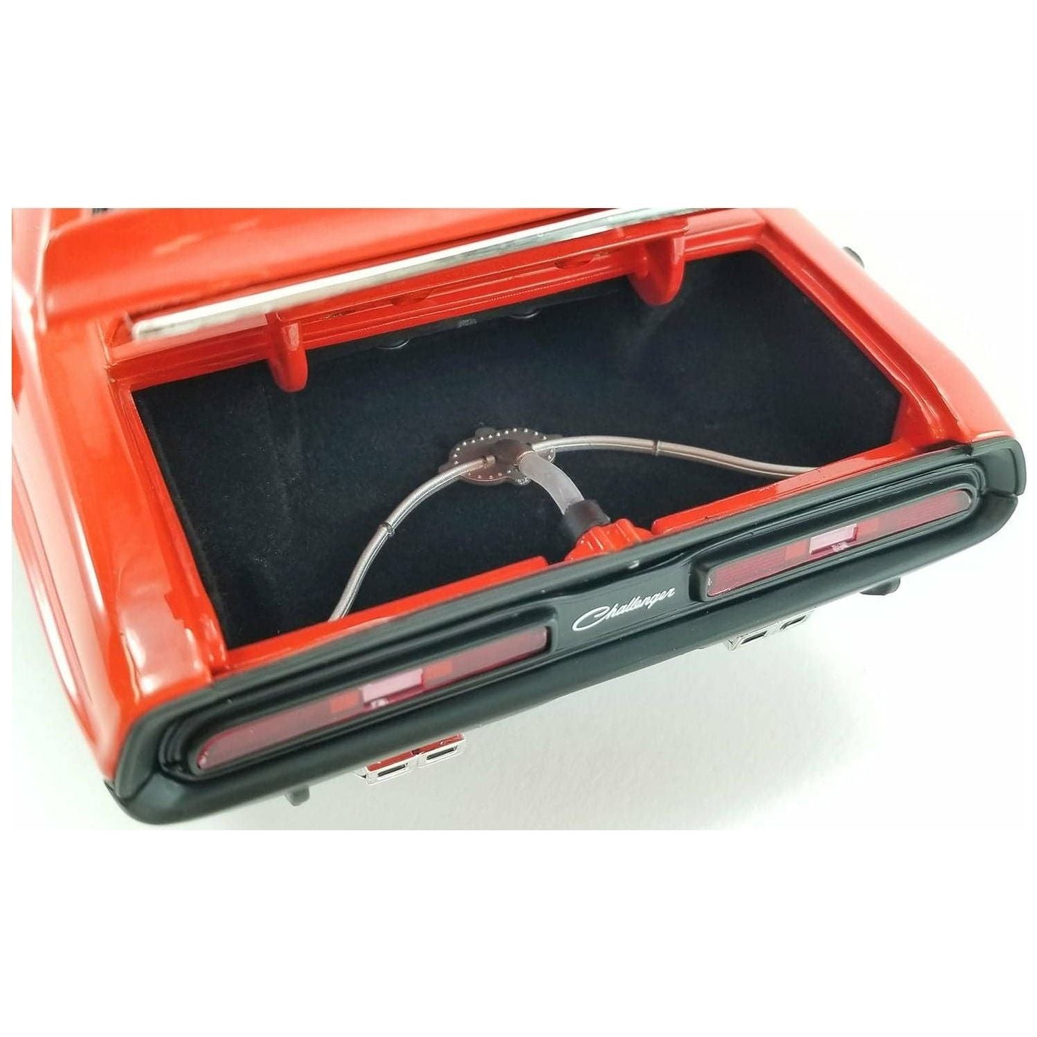 ACME 1/18 1971 Dodge Challenger R/T Street Fighter - Fireball