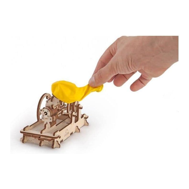 UGEARS Pneumatic Engine