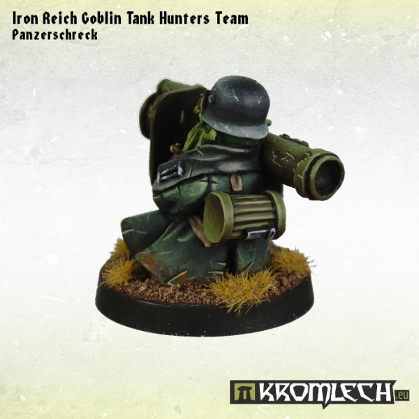 KROMLECH Iron Reich Goblin Tank Hunters Team (2)