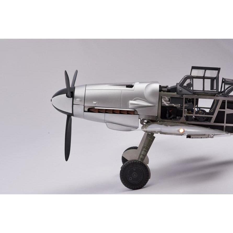 ARTESANIA 1/16 Messerschmitt Bf109 Metal Model