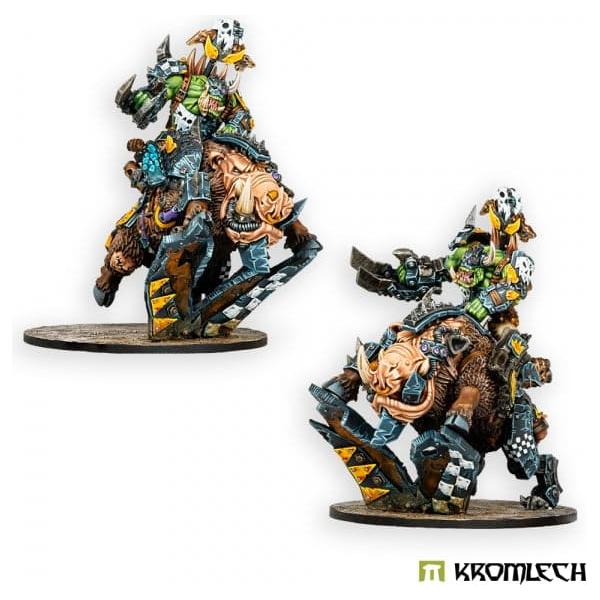 KROMLECH Orc Wild Tribez Warchief on Cyboar (1)
