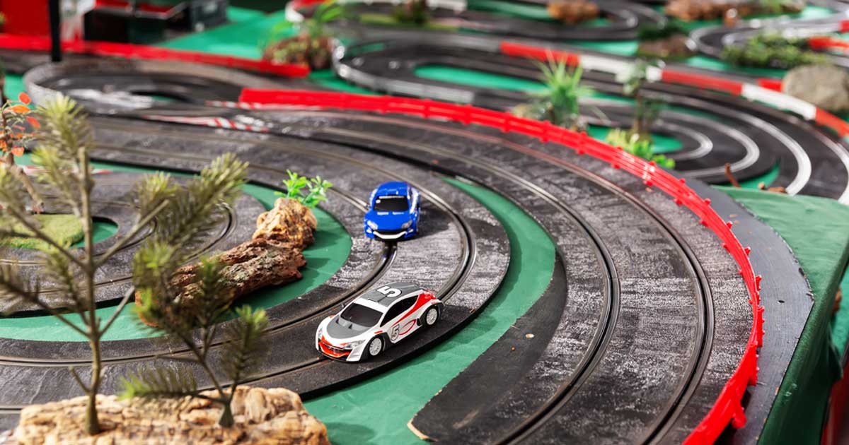 When Setting Up Takes Longer Than Racing: The Slot Car Truth Nobody Talks About