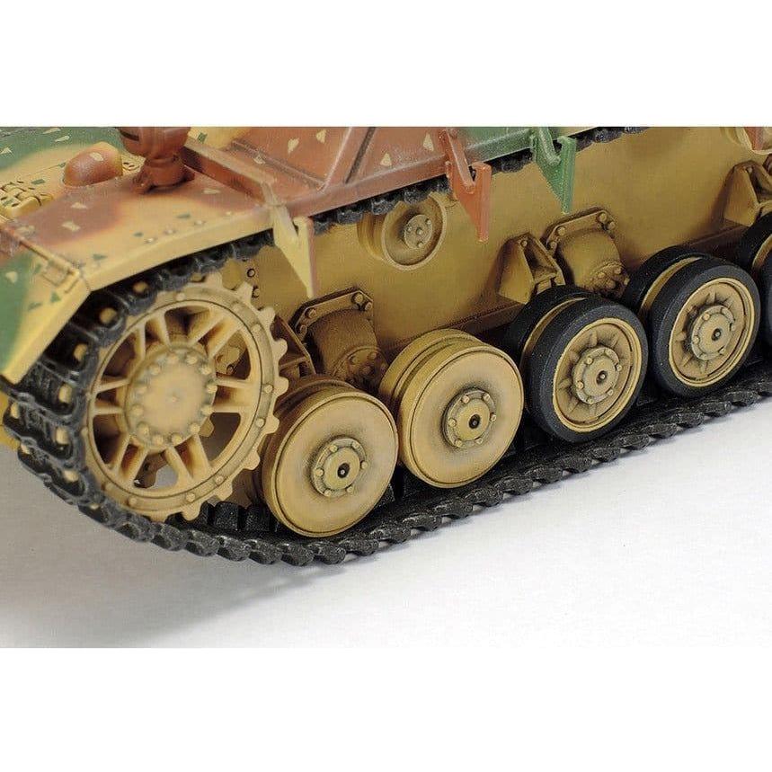 TAMIYA 1/35 German Jagdpanzer IV/70 (V) Lang (Sd. Kfz. 162/1)
