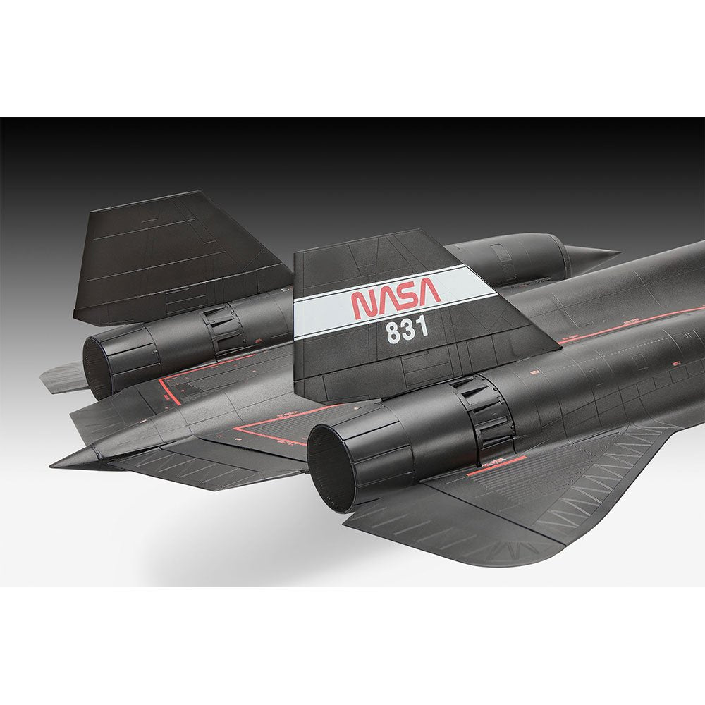 REVELL 1/48 Lockheed Sr-71B Blackbird