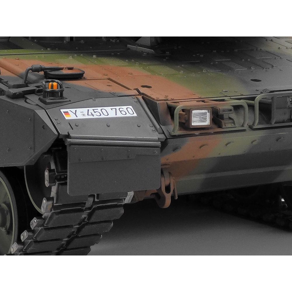 TAMIYA 1/16 Leopard 2 A7V