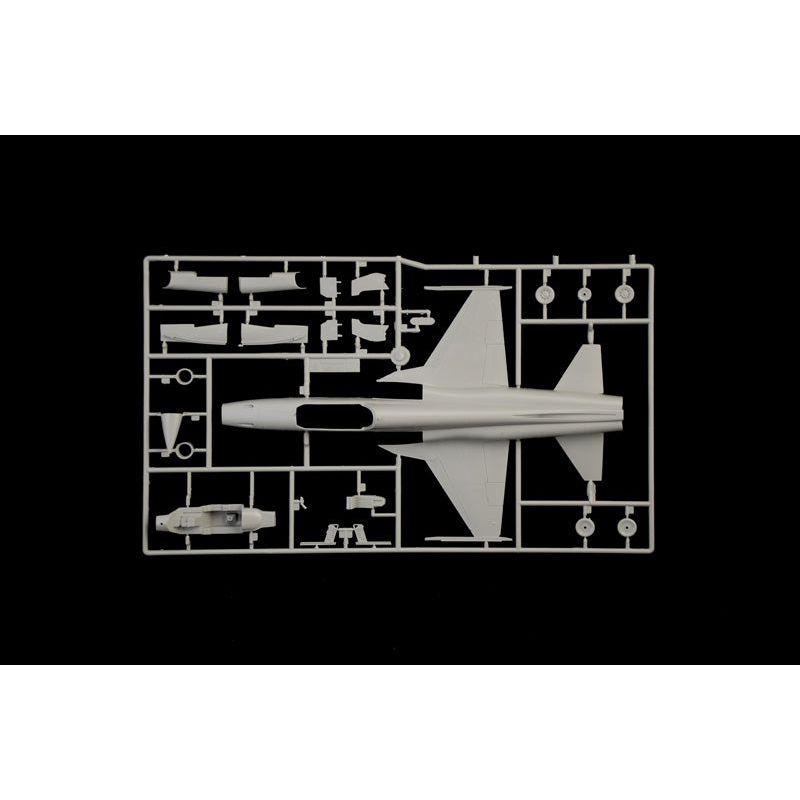 ITALERI 1/48 F-5E Tiger II