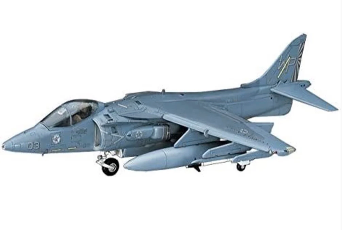 HASEGAWA 1/72 AV-8B Harrier II (U.S.M.C Attacker)