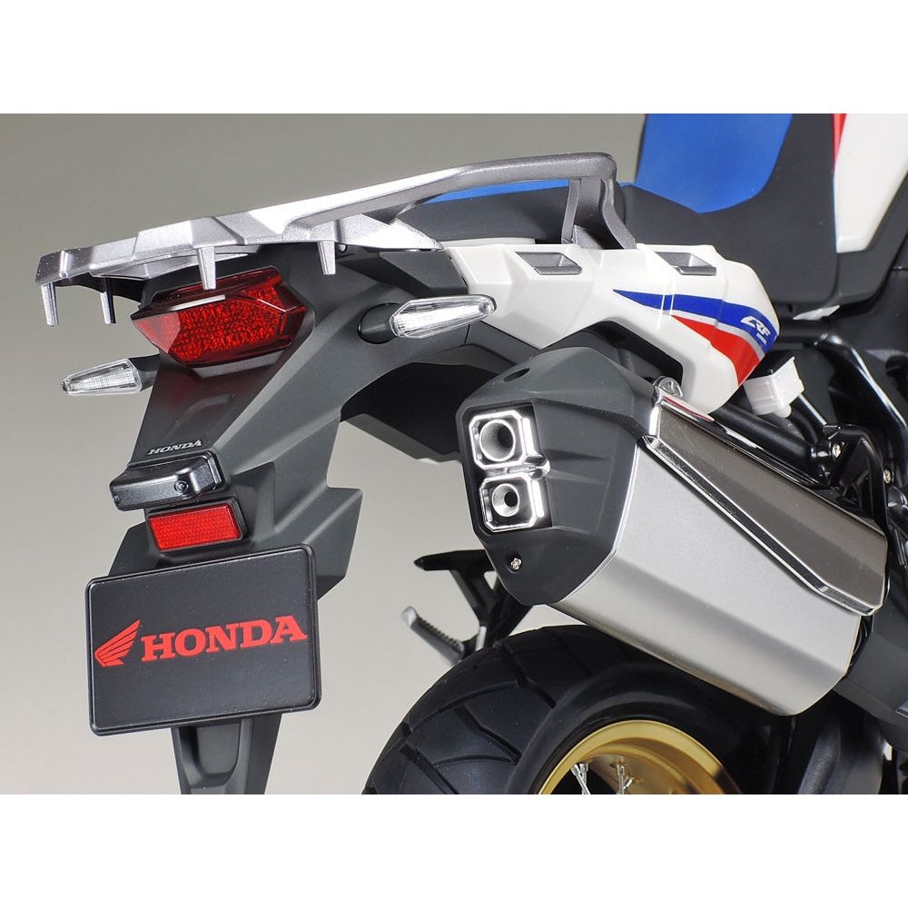 TAMIYA 1/6 Honda CRF1000L Africa Twin