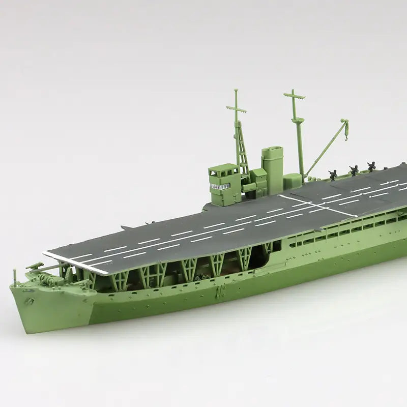 AOSHIMA 1/700 JAPANESE ARMY LANDING SHIP AKITSUMARU 1942