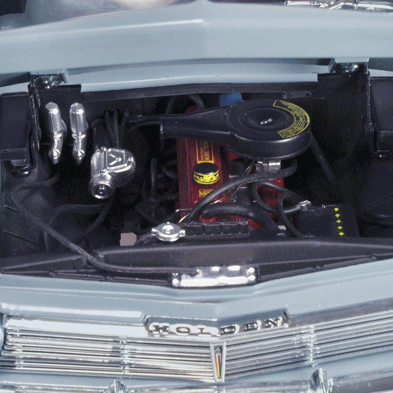 CLASSIC CARLECTABLES 1/18 Holden EH Utility Gundagai Grey