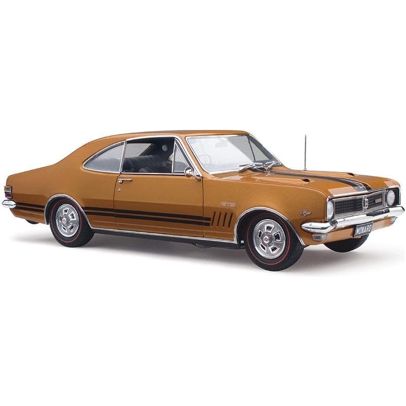 CLASSIC CARLECTABLES 1/18 Holden HT Monaro GTS Daytona Bronze
