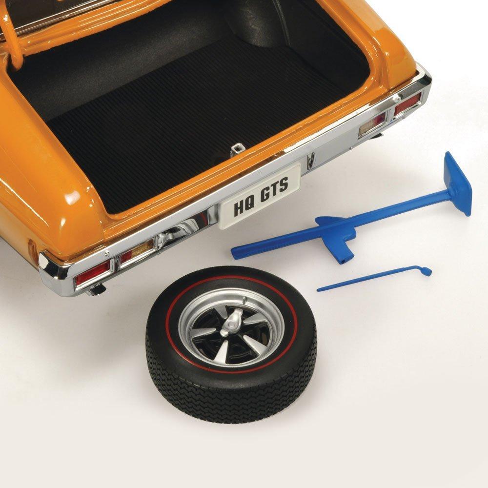 CLASSIC CARLECTABLES Holden HQ Monaro GTS Coupe - The Lone O'Ranger
