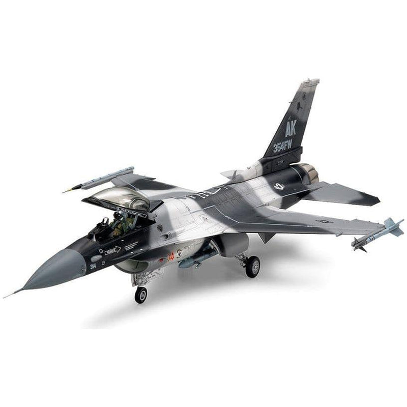 TAMIYA 1/48 F-16C/N Aggressor/Adversary