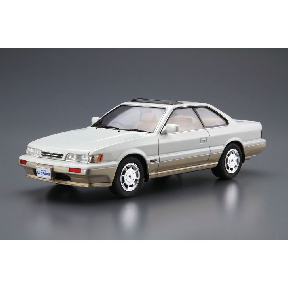 AOSHIMA 1/24 Nissan UF31 LEOPARD Ultima V30Twincam Turbo '90