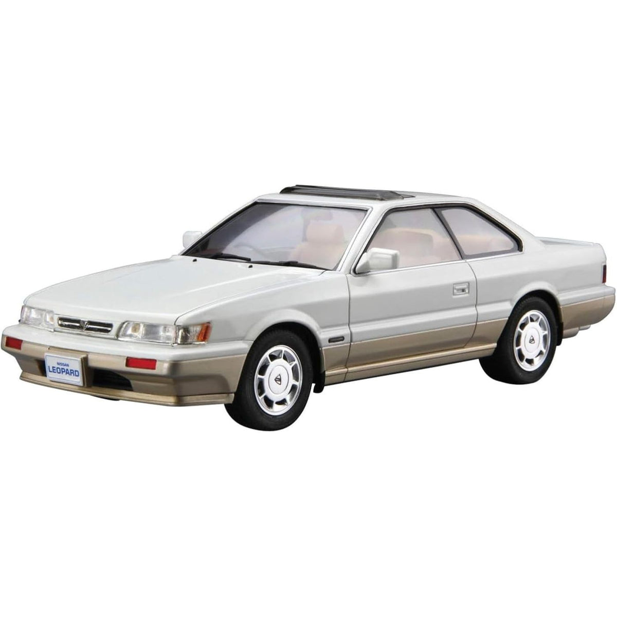 AOSHIMA 1/24 Nissan UF31 LEOPARD Ultima V30Twincam Turbo '90