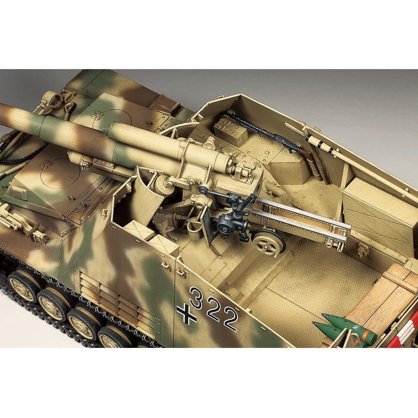 TAMIYA 1/35 German Heavy Self-Propelled Howitzer Hummel (Late Production)