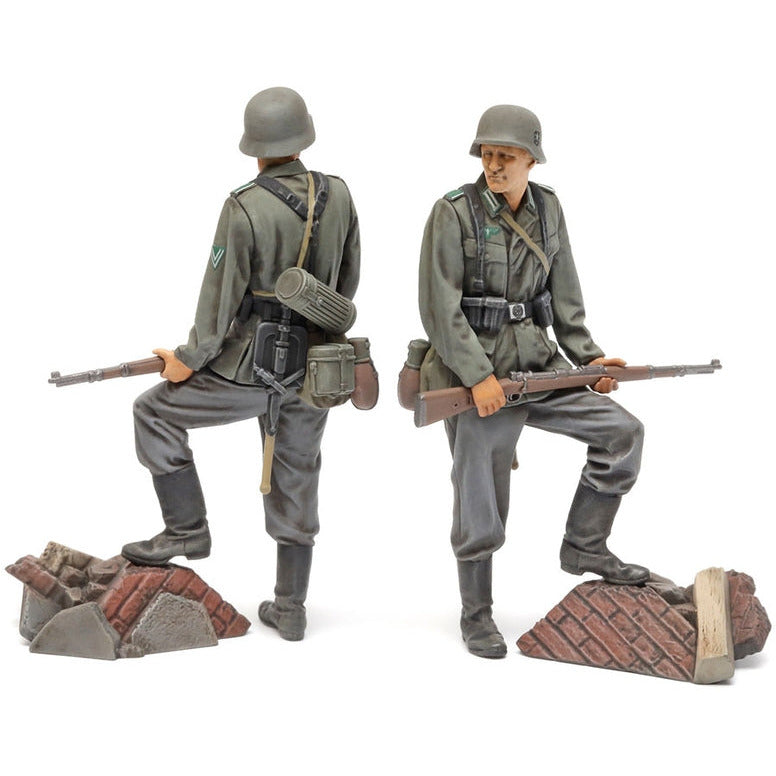 TAMIYA 1/35 German Infantry Set (Mid-WWII)