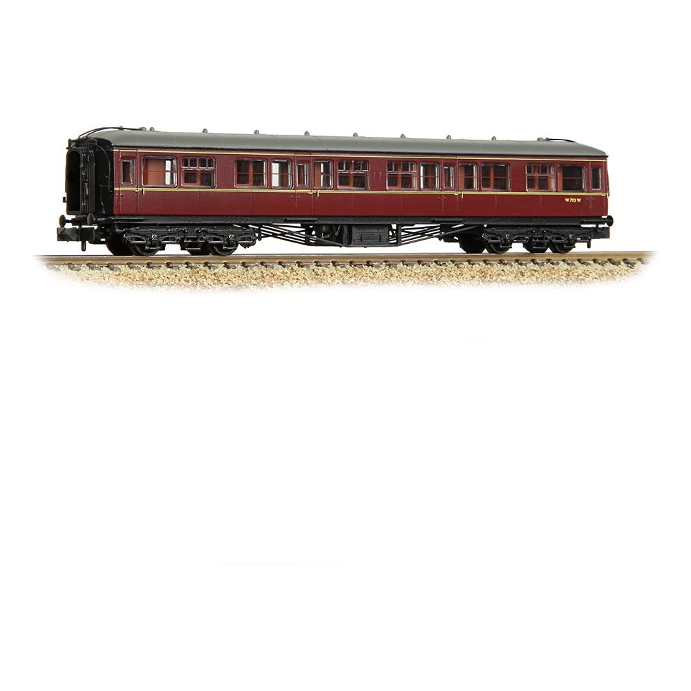 GRAHAM FARISH GWR Hawksworth Second Corridor BR Maroon
