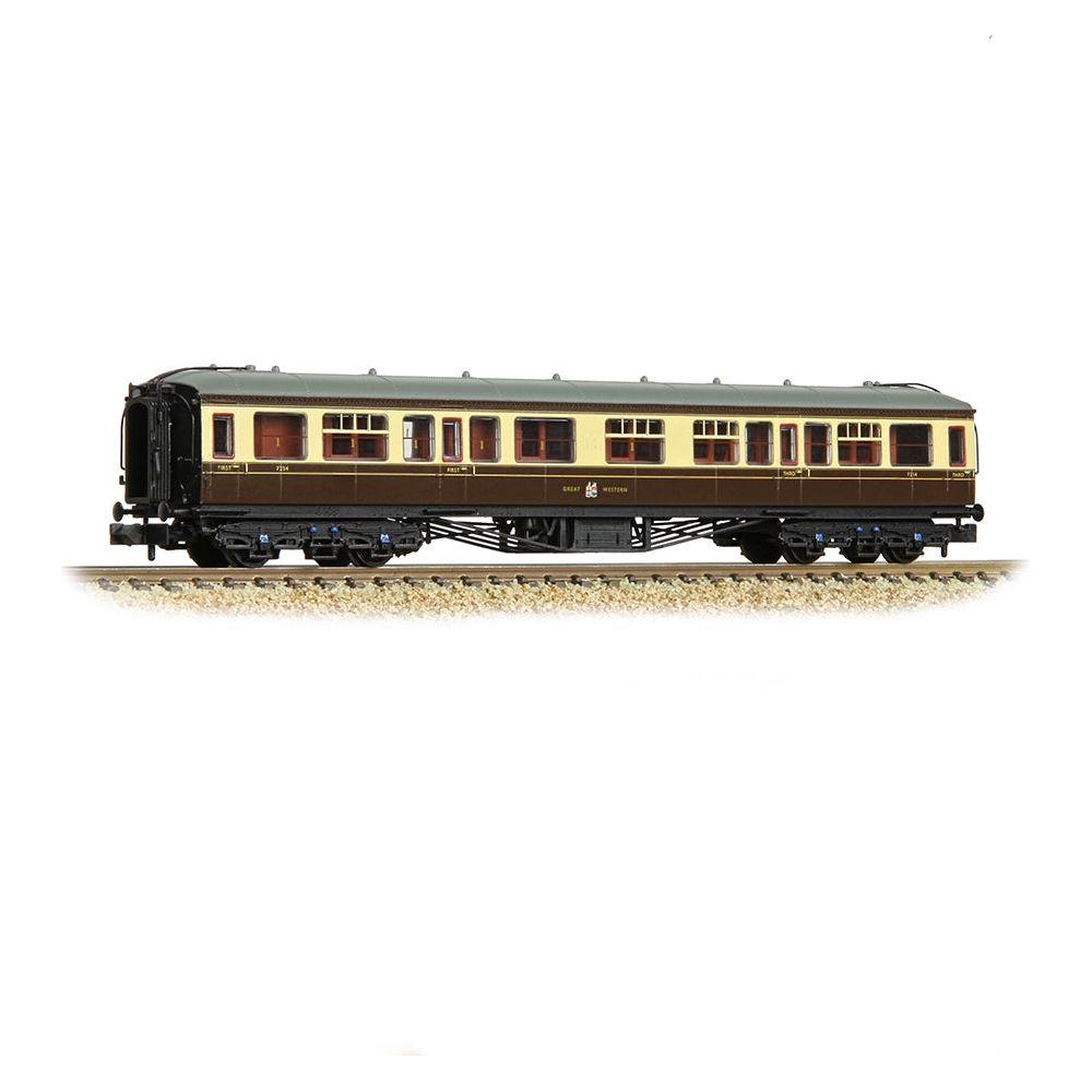 GRAHAM FARISH GWR Hawksworth Composite Corridor GWR Chocolate & Cream