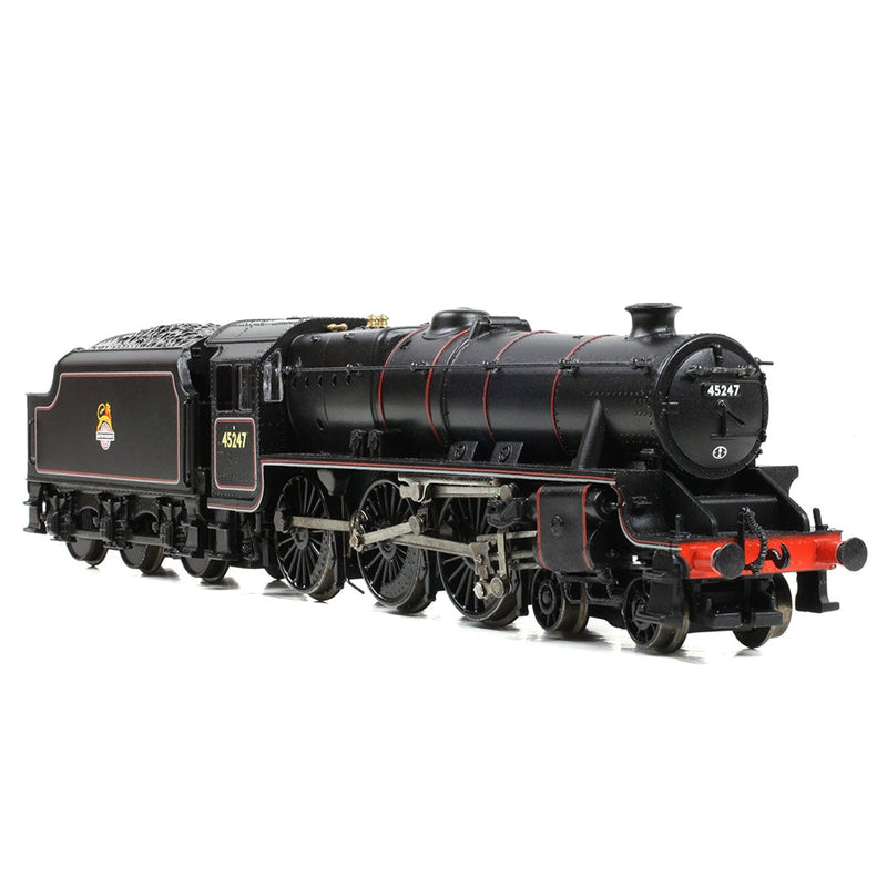 GRAHAM FARISH N LMS 5MT 'Black 5' with Welded Tender 45247 BR Lined Black (Early Emb.)