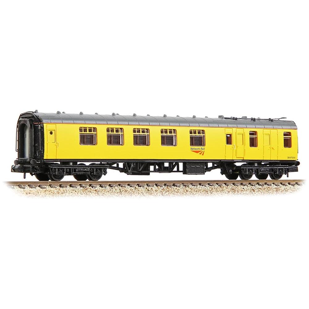 GRAHAM FARISH N BR Mk1 BCK Brake Composite Corridor Network Rail Yellow