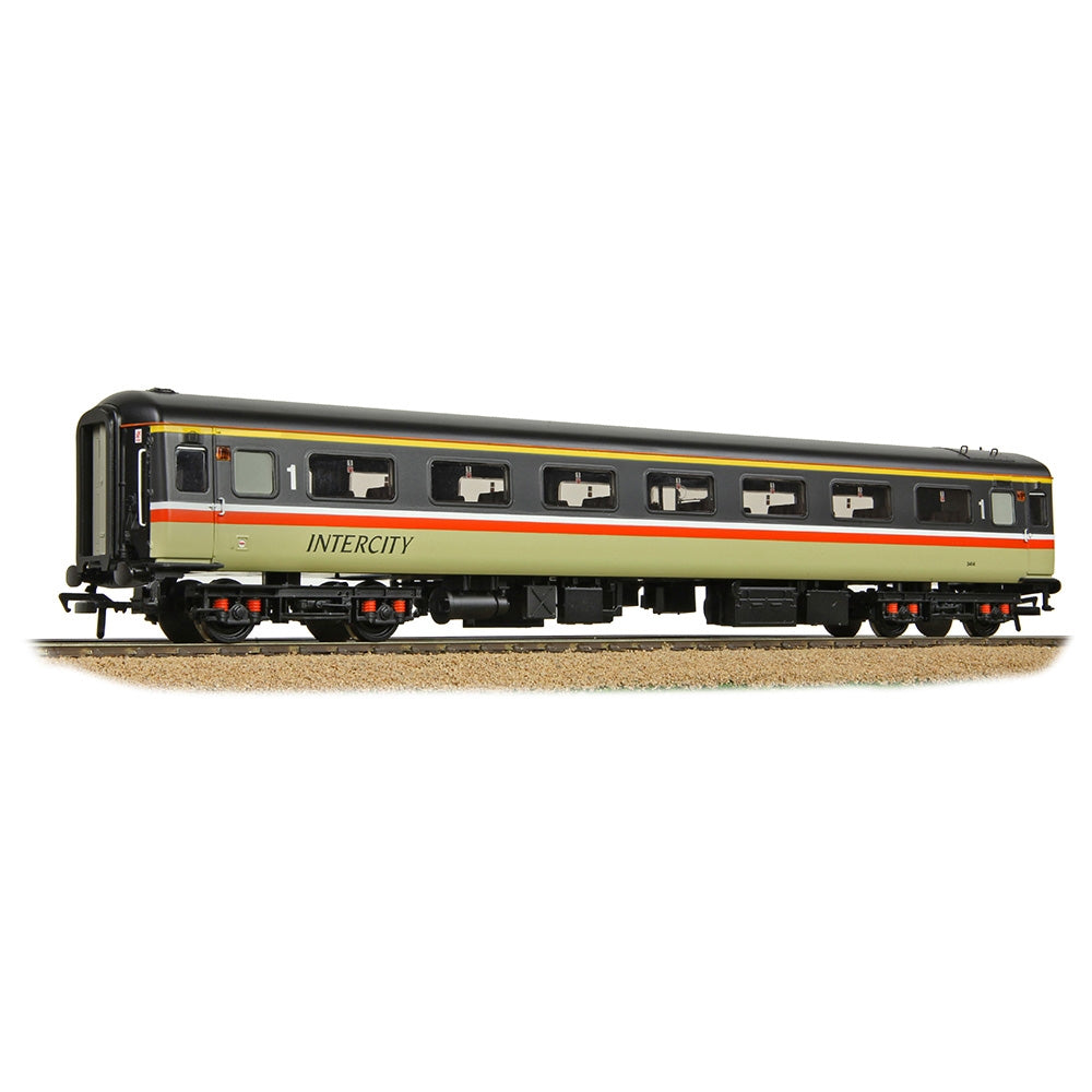 BR Mk2F FO First Open BR InterCity (Swallow)
