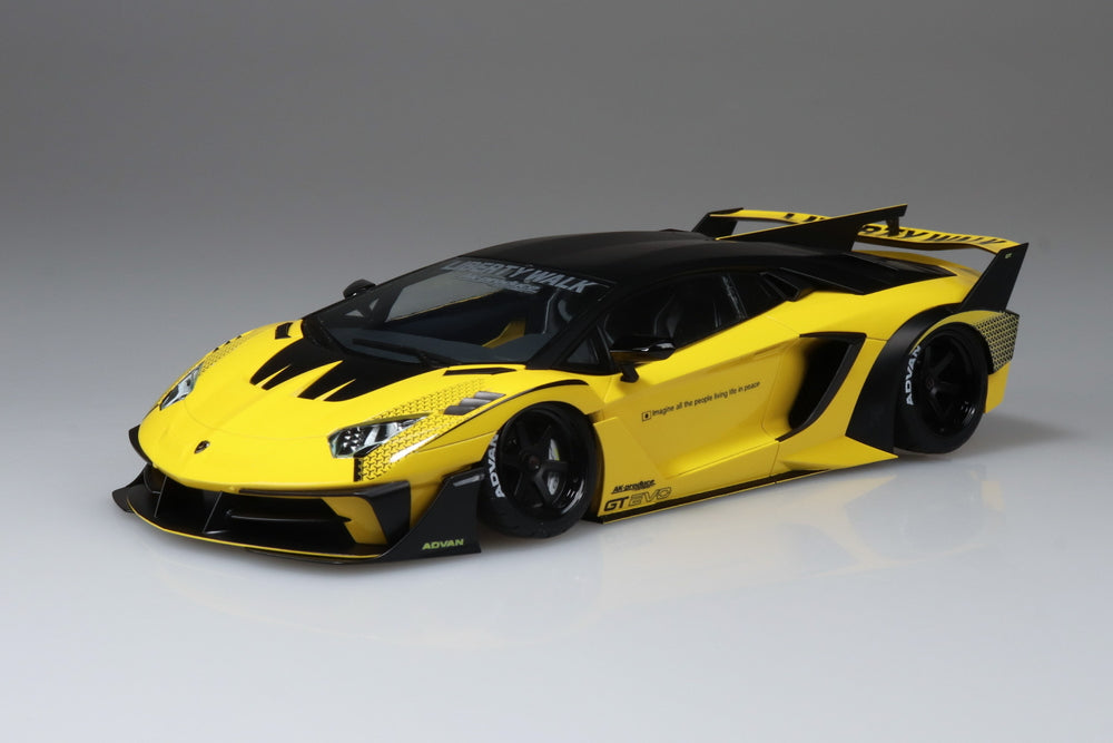 AOSHIMA 1/24 LB-SILHOUETTE WORKS Lamborghini Aventador GT Evo Ver.1