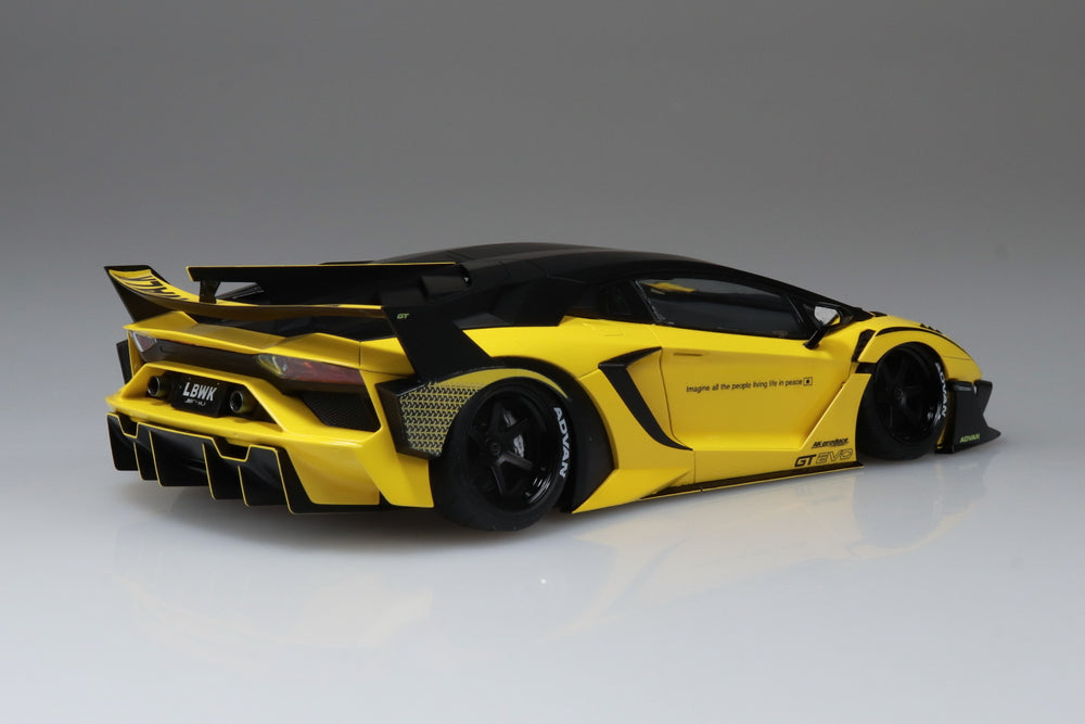 AOSHIMA 1/24 LB-SILHOUETTE WORKS Lamborghini Aventador GT Evo Ver.1