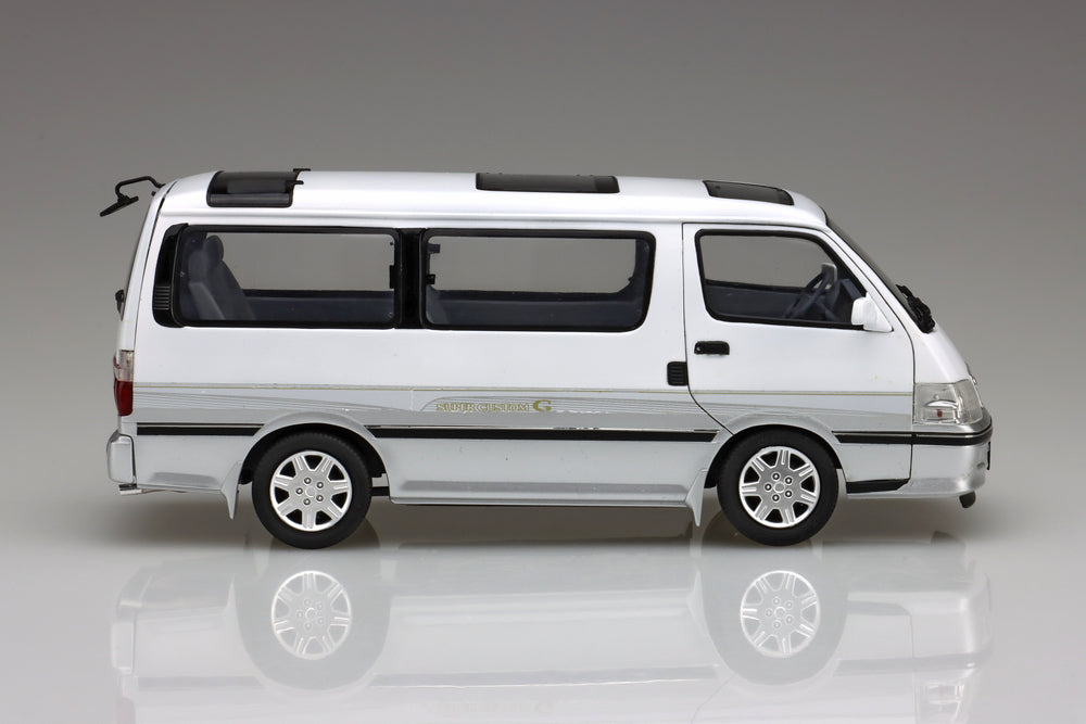 AOSHIMA 1/24 TOYOTA KZH100G HIACE SUPER CUSTOM G '99