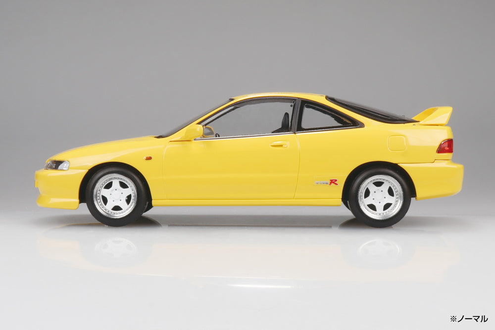 AOSHIMA 1/32 SNAP Honda DC2 Integra TYPE R Custom Wheel (Sunlight Yellow)