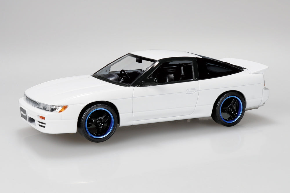 AOSHIMA 1/32 SNAP Nissan Sileighty Custom (White)